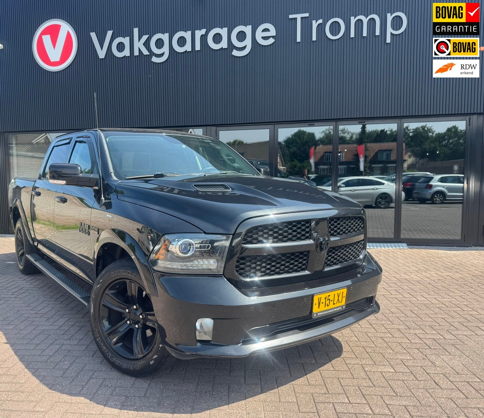 Dodge RAM 1500 HEMI 5.7 sport MARGE, Auto's, Automaat, Euro 5, Gebruikt, 5654 cc