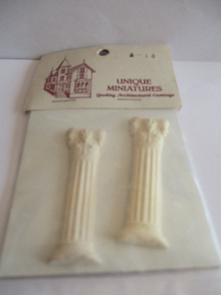 poppenhuis gipsen zuiltjes voor aan de muur, Ophalen of Verzenden, Zo goed als nieuw, Decoratie