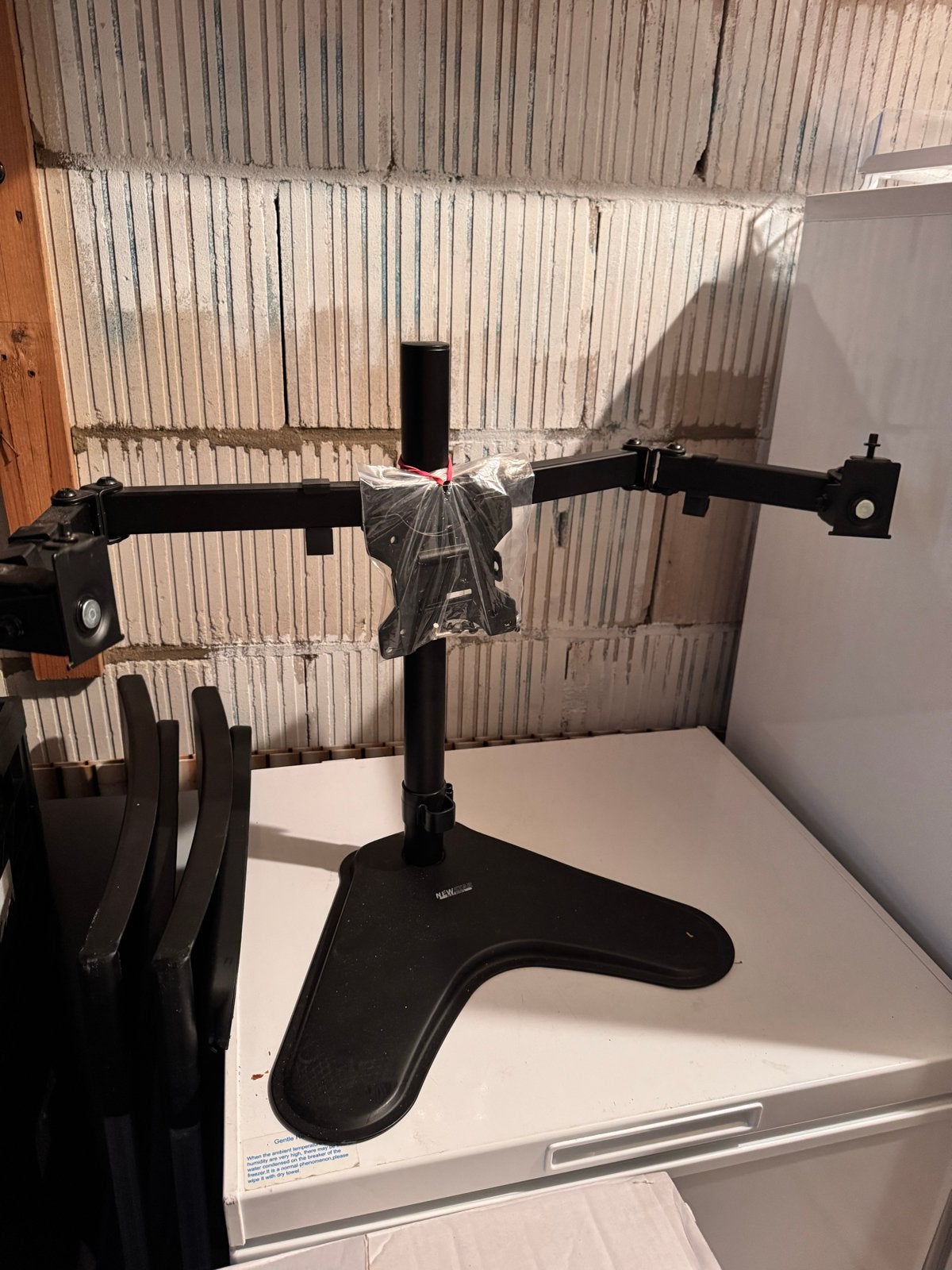 Newstar Monitorstandaard voor 2 schermen, Computers en Software, Monitoren, IPS, In hoogte verstelbaar, 60 Hz of minder, Ophalen