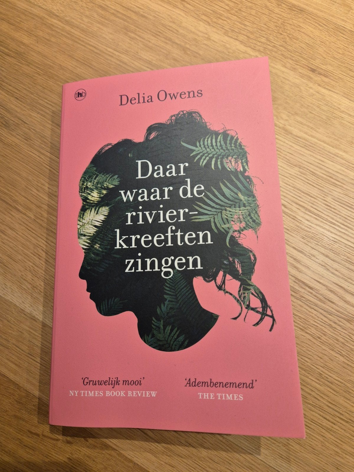 Daar waar de rivierkreeften zingen. Delia Owens., Boeken, Ophalen of Verzenden, Zo goed als nieuw