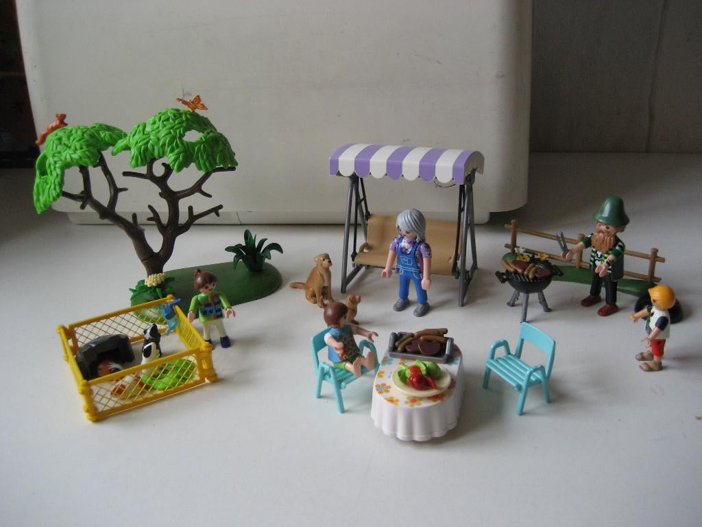 playmobil kleinkinderen in de tuin bij opa en oma, Kinderen en Baby's, Ophalen of Verzenden, Zo goed als nieuw