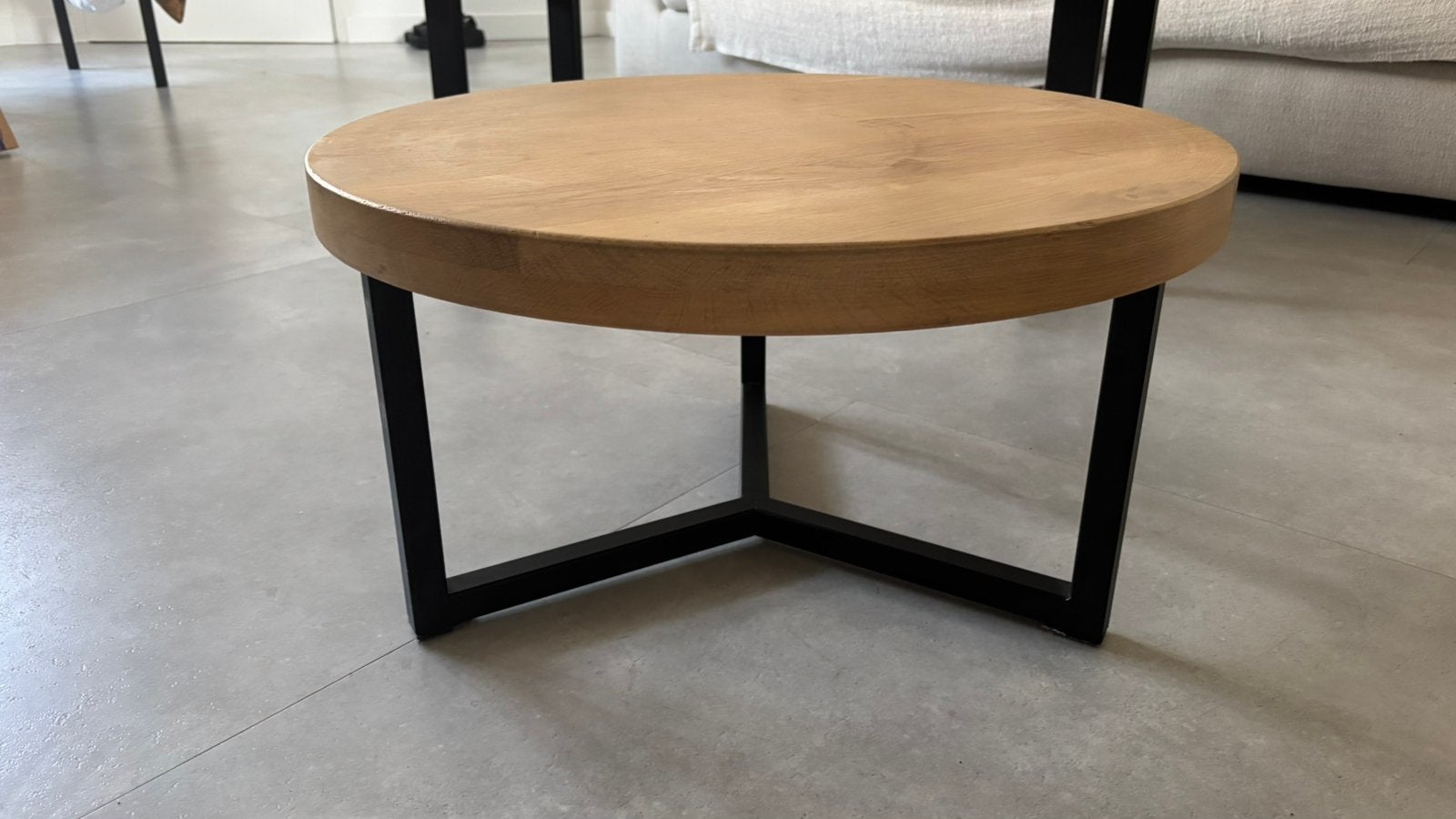 Bijzettafel massief eikenhout, Ophalen, 50 tot 100 cm, Zo goed als nieuw, Minder dan 50 cm