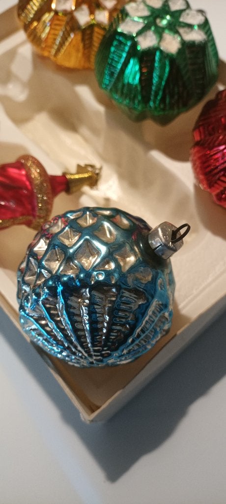 6 oude kerstballen in rood, groen, geel, blauw., Ophalen of Verzenden, Gebruikt