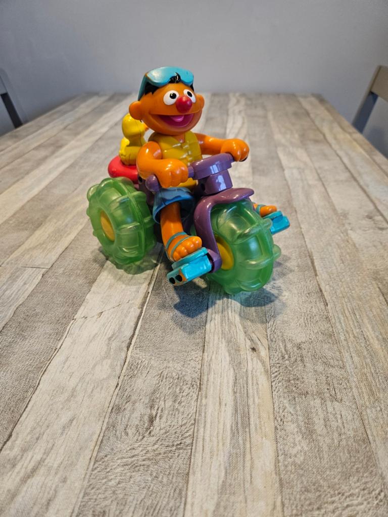Fischer price ernies waterfiets, Kinderen en Baby's, Ophalen of Verzenden, Speelset