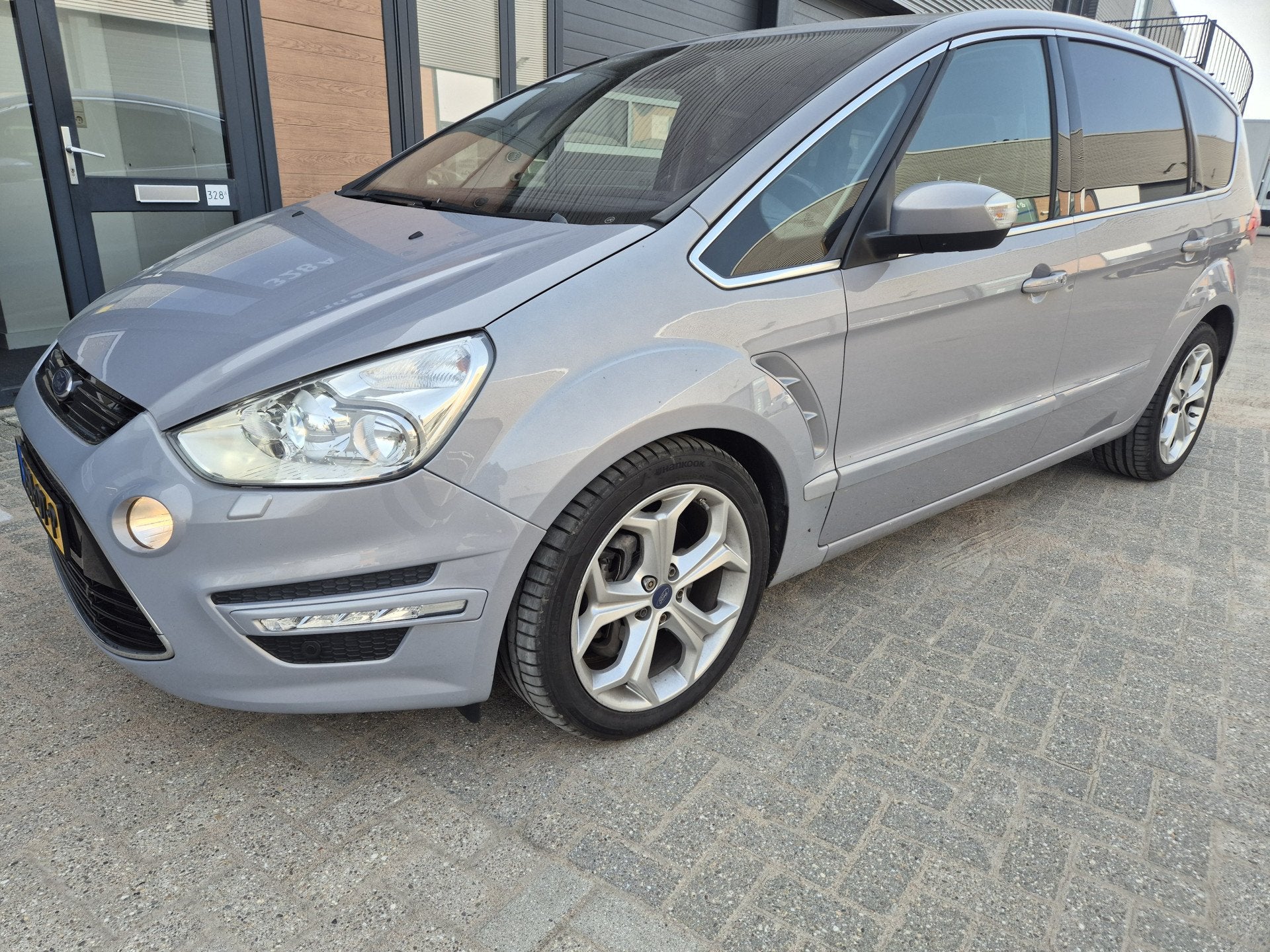 Ford S-Max 2.0 SCTi Titanium automaat absolute nieuwstaat le, Auto's, Ford, 1976 cc, Gebruikt, Zwart, 4 cilinders
