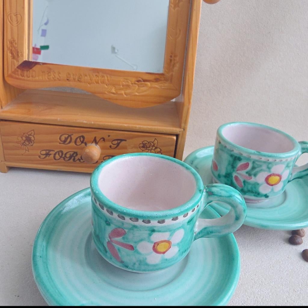 Vintage Sara Vietri espresso kopjes met schotels, Verzenden, Keramiek, Overige stijlen, Kop(pen) en/of Schotel(s)