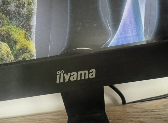 Foto 4 van Iiyama gaming monitor met defect scherm