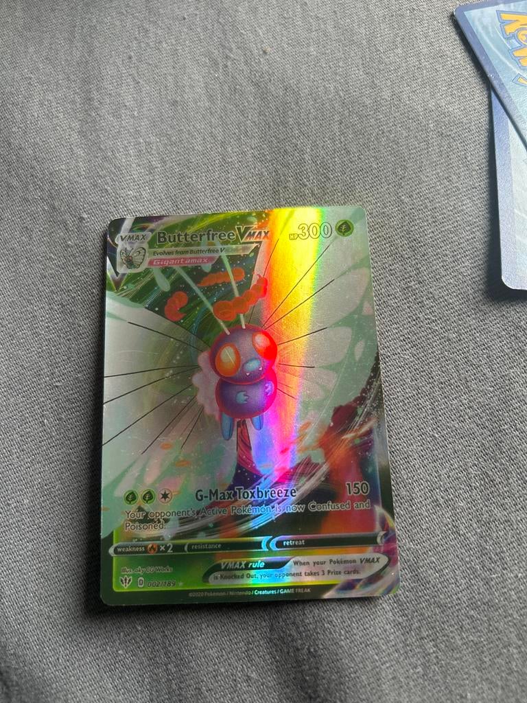 Butterfree VMAX Pokémon Kaart (Foil), Ophalen of Verzenden, Zo goed als nieuw, Losse kaart, Foil