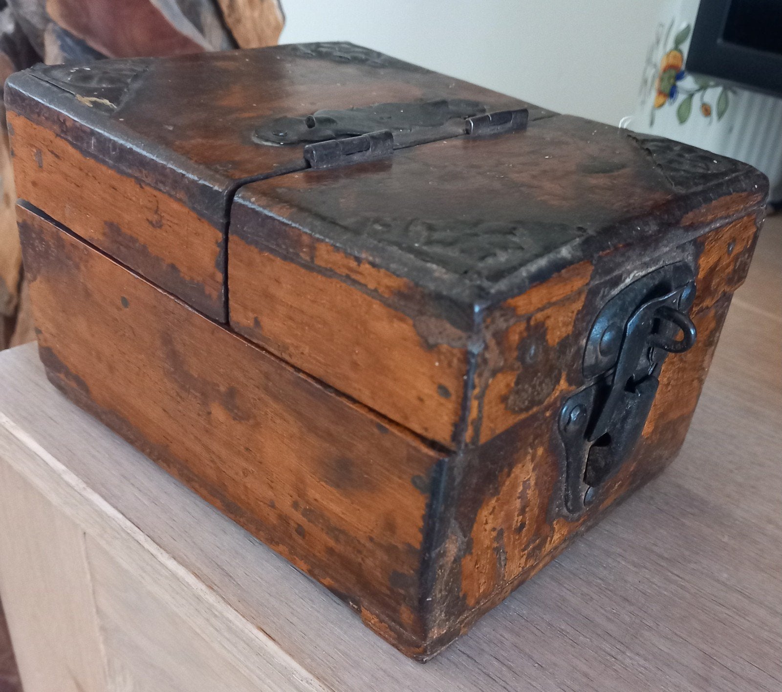 Antiek kistje met spiegel, Ophalen of Verzenden