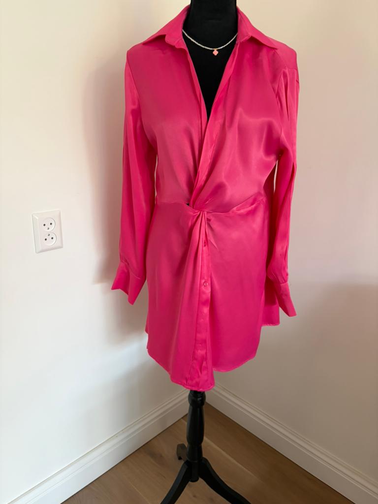 * nieuw * Ambika satijnen jurk mt L, Kleding | Dames, Jurken, Maat 42/44 (L), Nieuw, Ophalen of Verzenden, Roze