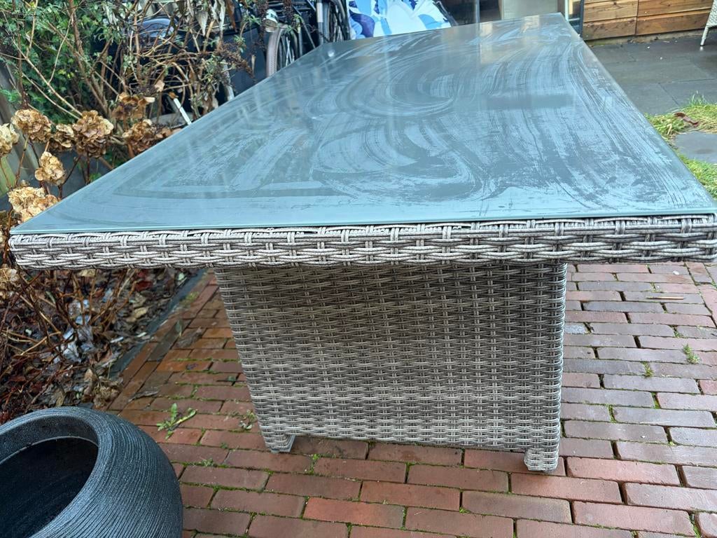 Wicker tuintafel met glasplaat, Ophalen of Verzenden, Gebruikt, Rechthoekig, Wicker