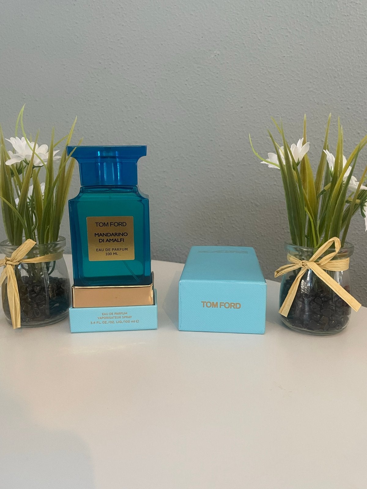 Tom Ford Mandarino di Amalfi Eau de Parfum 100ml, Sieraden, Tassen en Uiterlijk, Uiterlijk | Parfum, Ophalen of Verzenden, Zo goed als nieuw