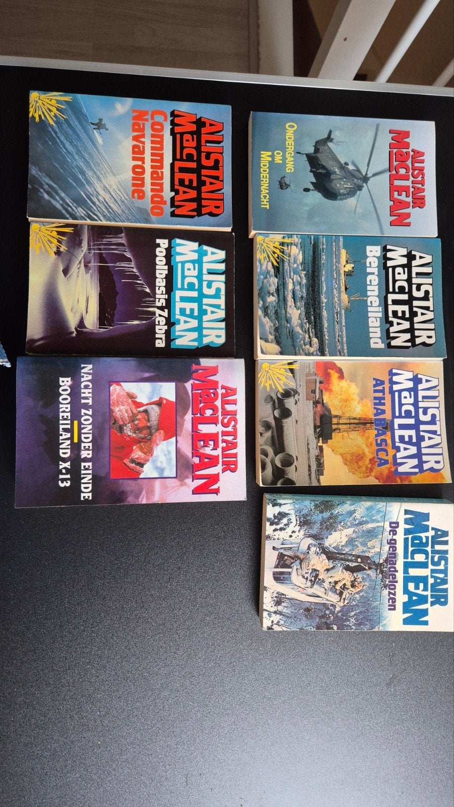 Alistair MacLean - 7 boeken (diverse titels), Ophalen of Verzenden, Gelezen, Alistair MacLean