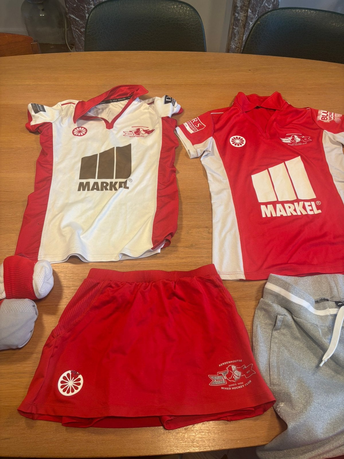 Rood Wit hockey kleding maat 164, Ophalen, Gebruikt, Kleding