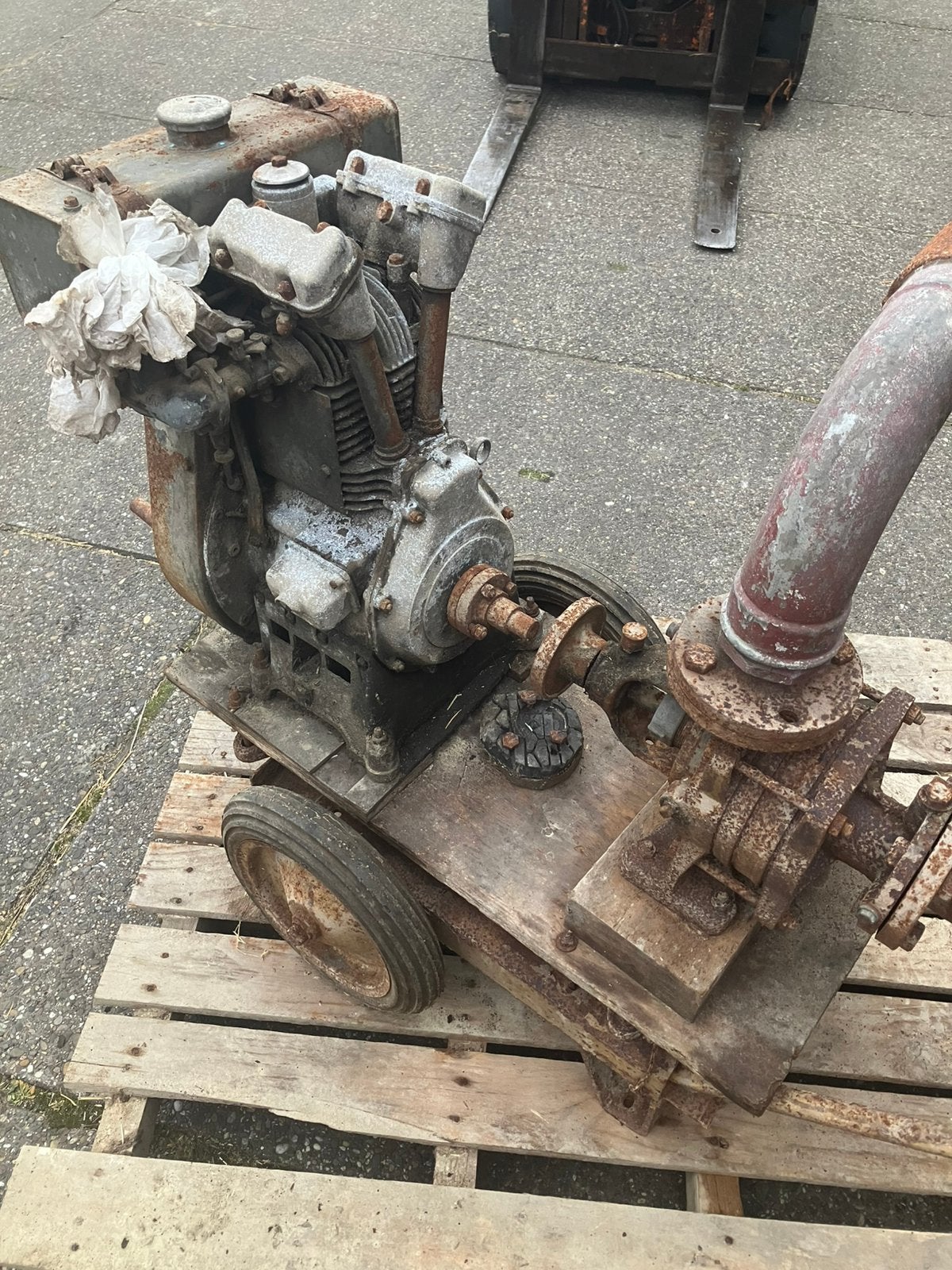 Bernard moteur waterpomp W112, Doe-het-zelf en Verbouw, Ophalen, Gebruikt