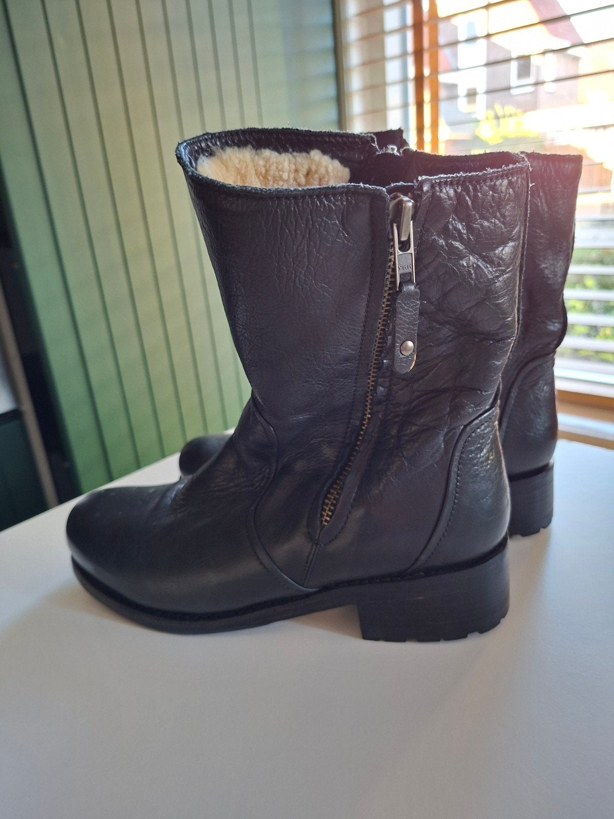 Blackstone leren laarzen met schapenvacht - Maat 39, Kleding | Dames, Hoge laarzen, Zwart, Ophalen of Verzenden, Blackstone
