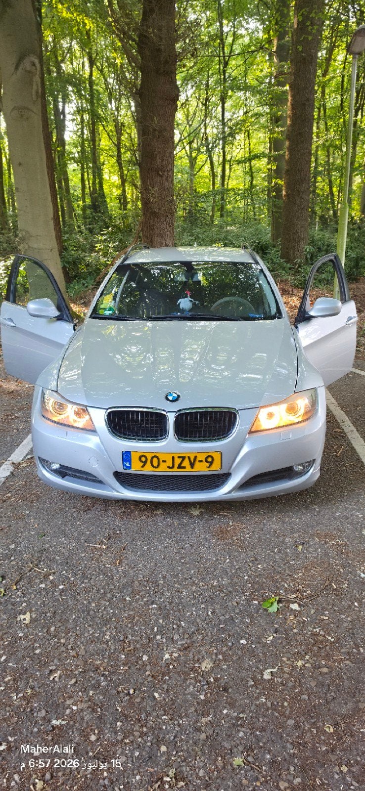 BMW 3-Serie 1.6 I 316 Touring 2009 Grijs, Achterwielaandrijving, 1599 cc, 4 cilinders, 122 pk