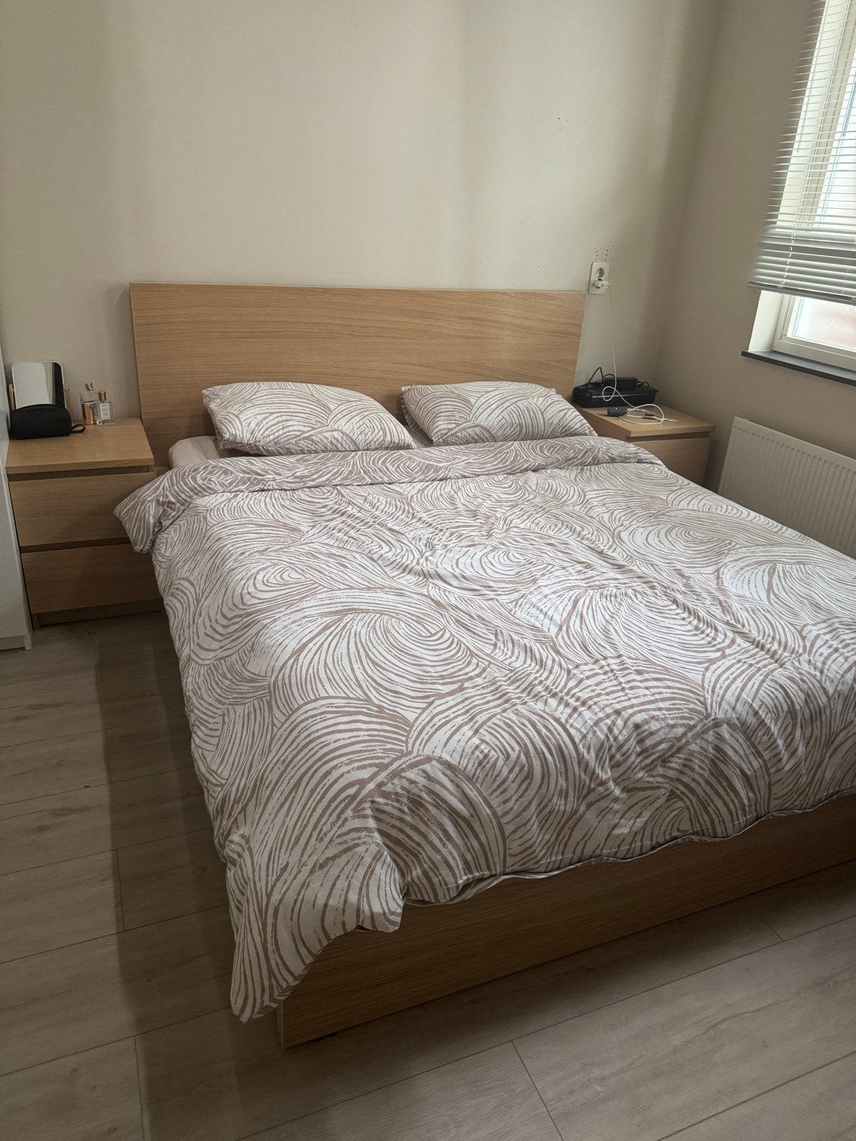 IKEA MALM Bedframe met 4 lades, wit gebeitst eikenfineer, Ophalen, Overige kleuren, Tweepersoons, Zo goed als nieuw