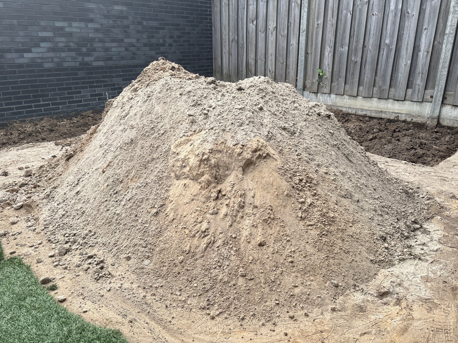 Gratis geel zand af te halen (>2 kuub), Ophalen, Gebruikt, Ophoogzand