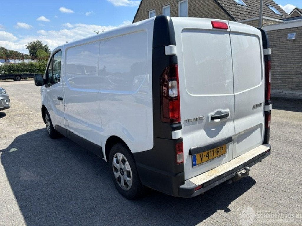 Renault Trafic 1.6 DCI L1H1 airco (bj 2018), Auto diversen, Schadeauto's, Renault, Handgeschakeld, Diesel, Overige carrosserieën