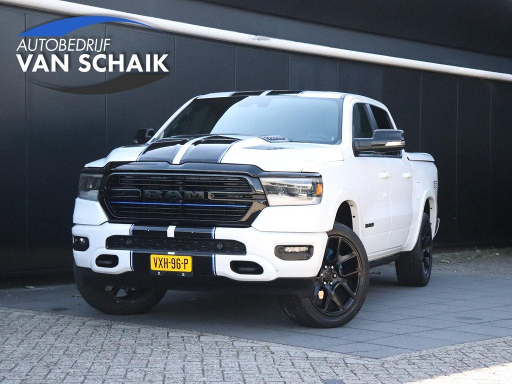 Dodge Ram 1500 LARAMIE GT | LEDER | MEMORY | PANO-DAK | LUCH, Automaat, Stof, Gebruikt, 5654 cc