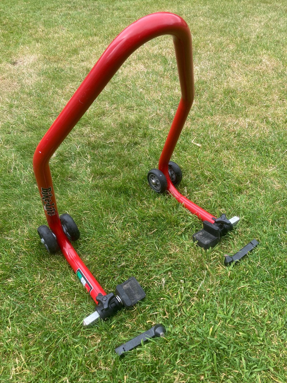 Paddock Stand, Motoren, Ophalen