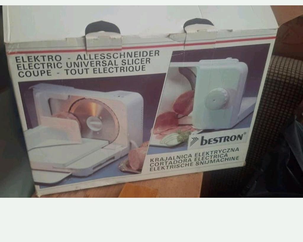 Bestron elektrische snijmachine, Ophalen of Verzenden, Zo goed als nieuw