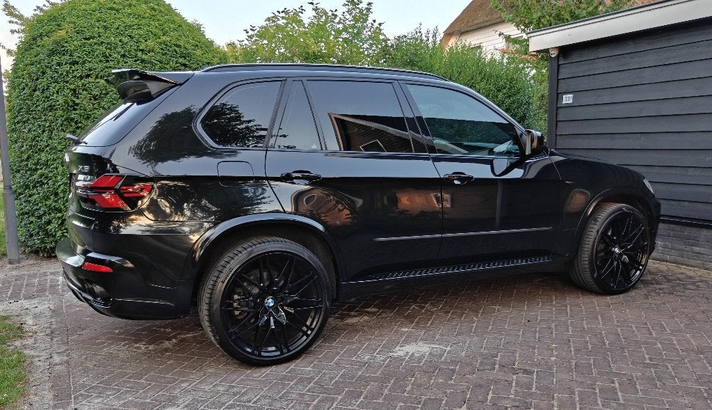 BMW X5 E70 30sd / 35d | 2008 | M57 | 250.463 km, Automaat, 2993 cc, 255 €/maand, Zwart