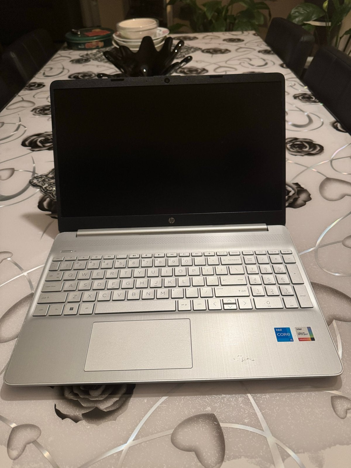 HP Laptop Zo goed als nieuw, Computers en Software, Windows Laptops, 2 tot 3 Ghz, Ophalen of Verzenden, Zo goed als nieuw, SSD
