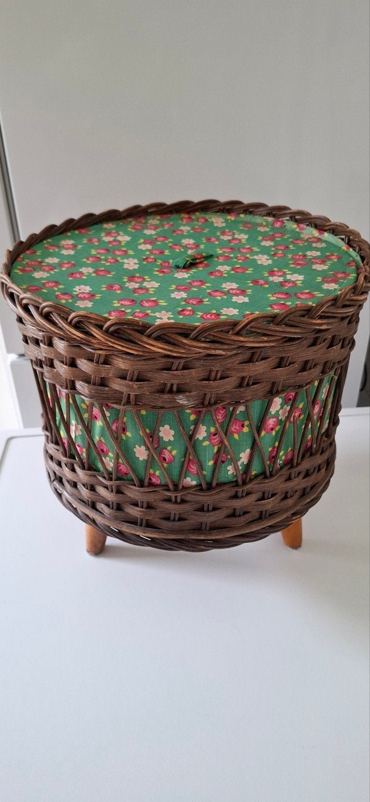 Vintage mandje naaidoos, Hobby en Vrije tijd, Naaien en Fournituren, Ophalen, Gebruikt