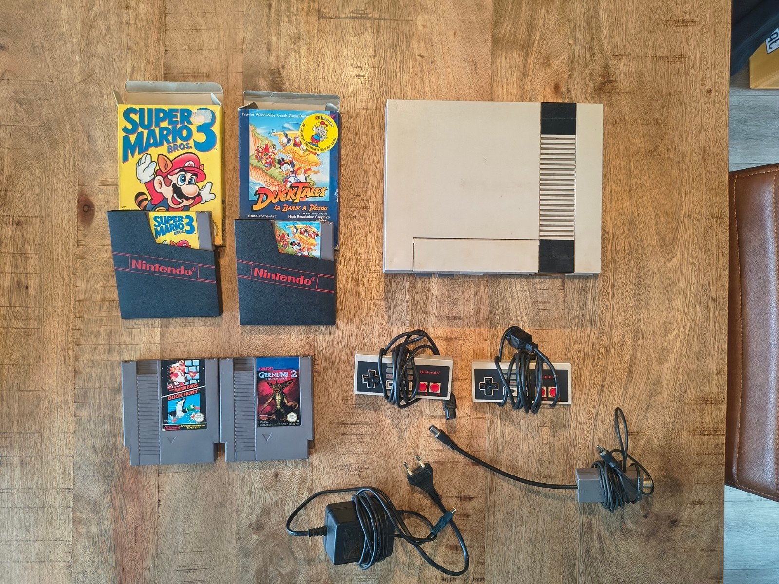 Nintendo NES Classic met 2 controllers en 4 games, Spelcomputers en Games, Spelcomputers | Nintendo NES, Ophalen of Verzenden
