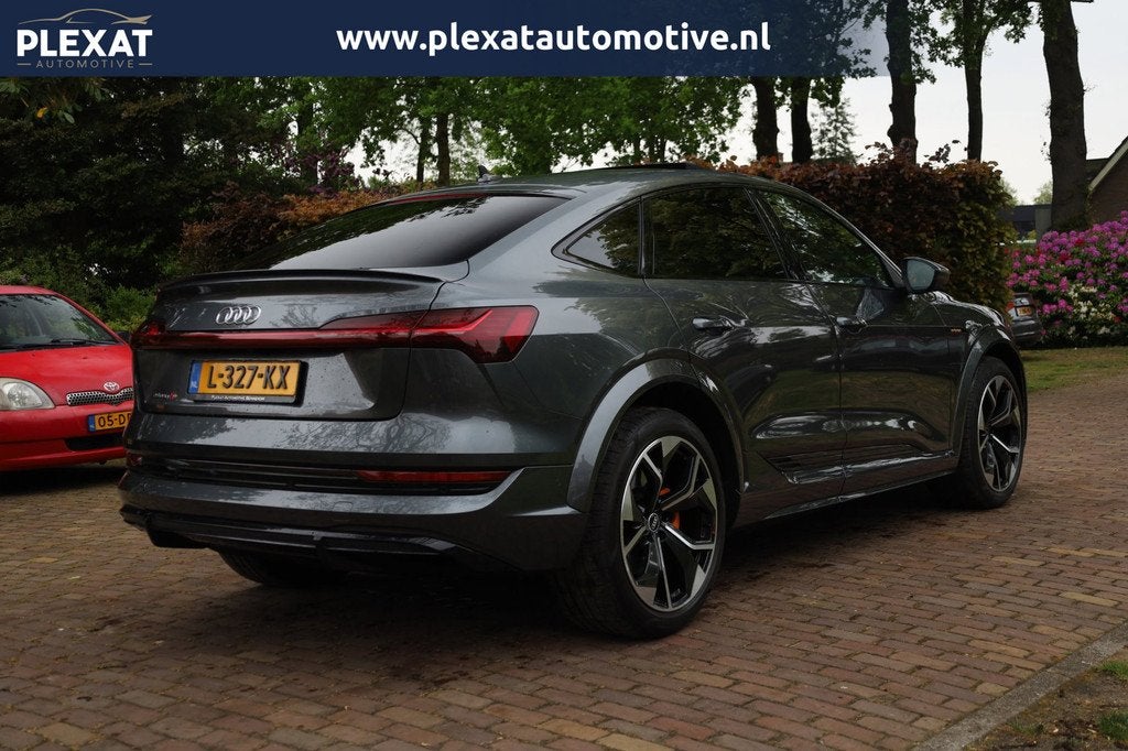 Audi E-tron Sportback S quattro 503PK 95 kWh Aut. | 93% SOH, Auto's, Audi, Automaat, Zwart, 71 kWh, Automatische klimaatregeling