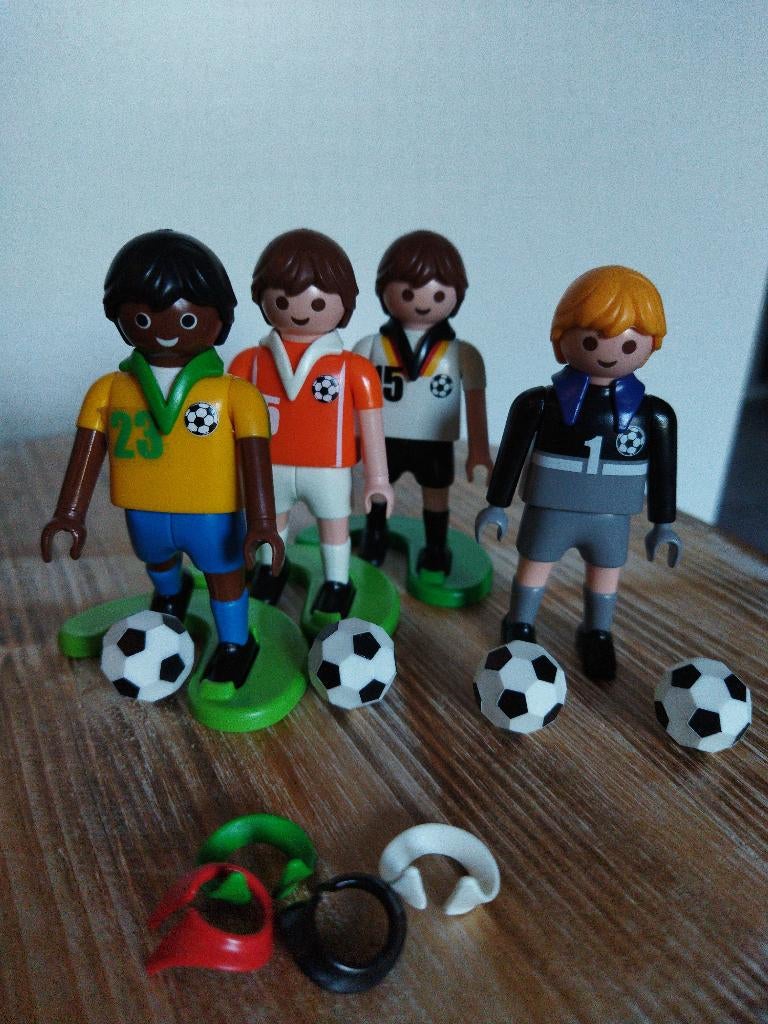 Playmobil voetballers, Kinderen en Baby's, Speelgoed | Playmobil, Ophalen of Verzenden, Zo goed als nieuw, Los playmobil