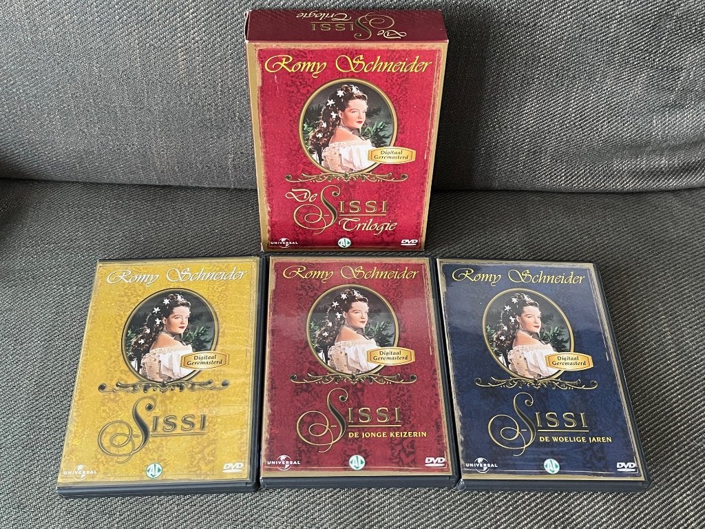 DVD Sissi - Romy Schneider - Trilogy (3 DVD's) in box., Cd's en Dvd's, Dvd's | Klassiekers, Alle leeftijden, Drama, Ophalen of Verzenden