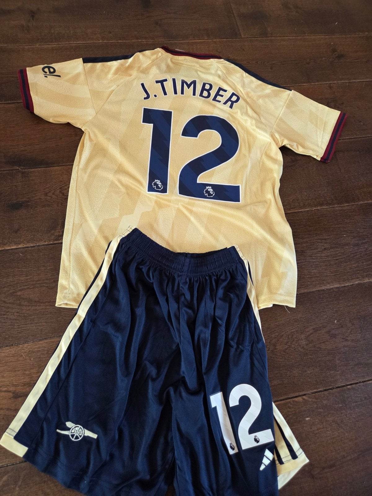 Arsenal voetbal tenue J. Timber - diverse maten, Gebruikt, Onbekend, Ophalen of Verzenden, Onbekend