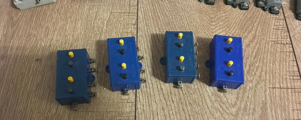 Diverse schakelkastjes en bedieningspanelen, Overige merken, Gebruikt, Gelijkstroom of Wisselstroom, Overige typen