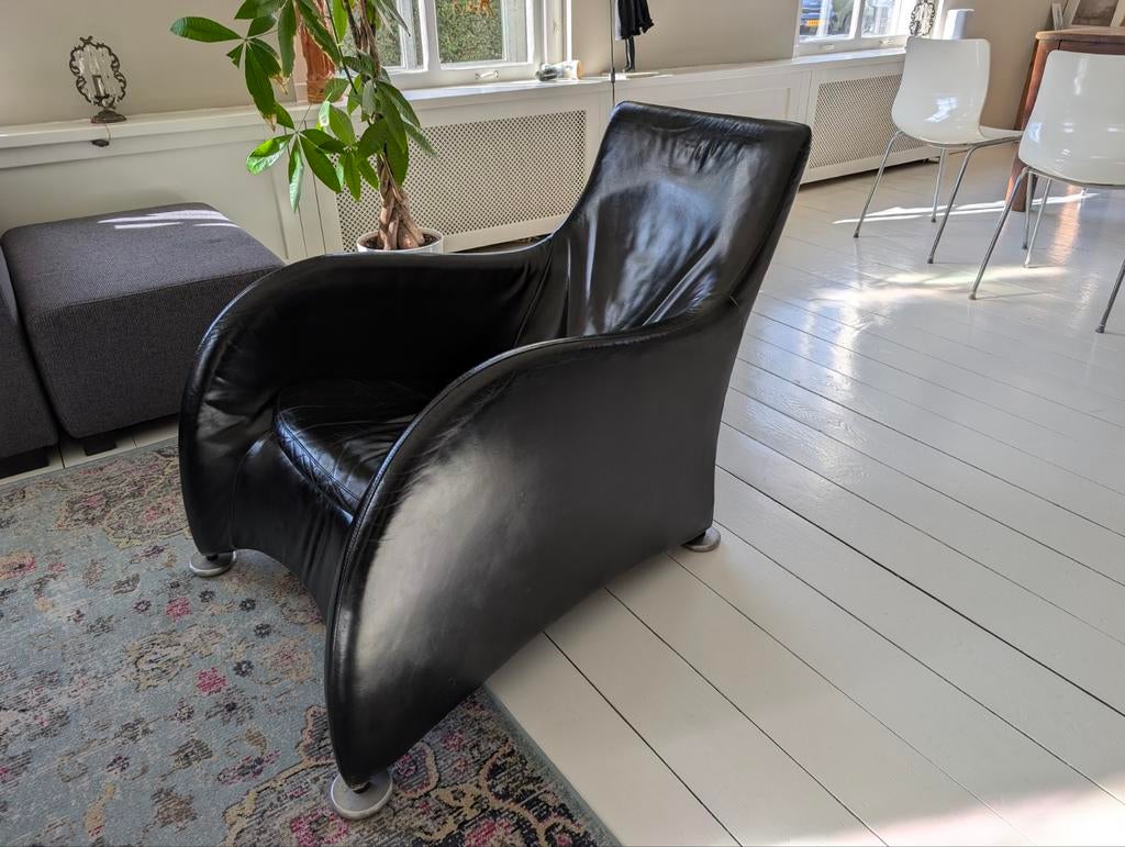 Zwart leren lounge fauteuil Loge, design Gerard vd Berg, Ophalen, Gebruikt, 100 tot 125 cm, Leer