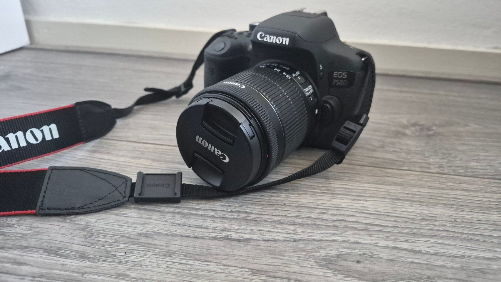 Canon EOS 750D Spiegelreflexcamera met accessoires