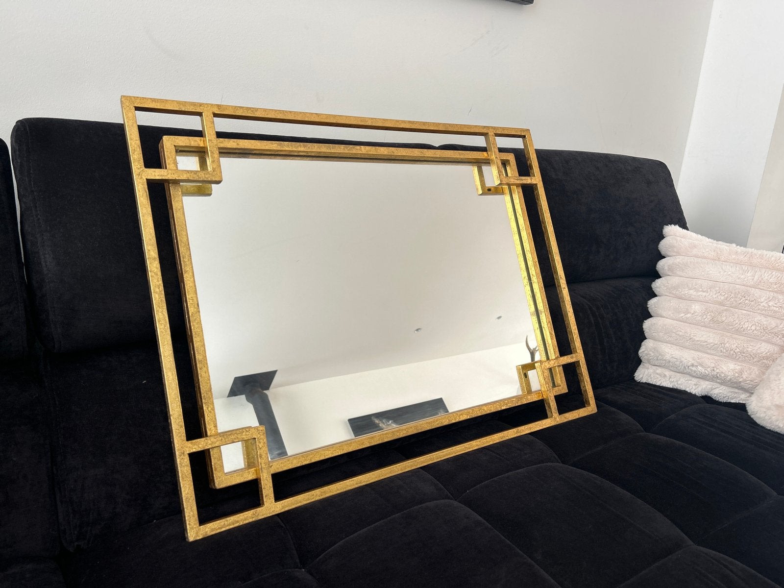 Gouden spiegel met geometrisch patroon, Ophalen of Verzenden, Zo goed als nieuw, Rechthoekig, 75 tot 100 cm