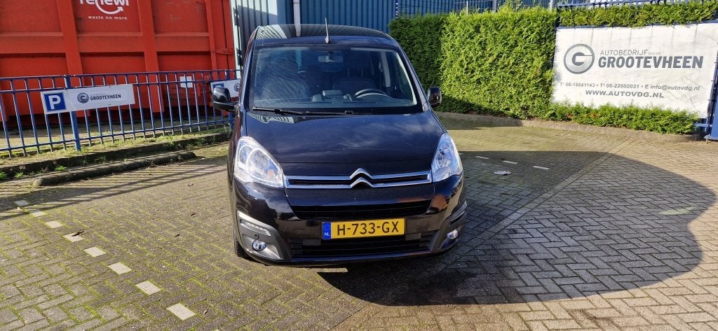 Citroën Berlingo E-Feel 23 kWh (bj 2020, automaat), Auto's, Citroën, Automaat, Gebruikt, Parkeersensor, Zwart