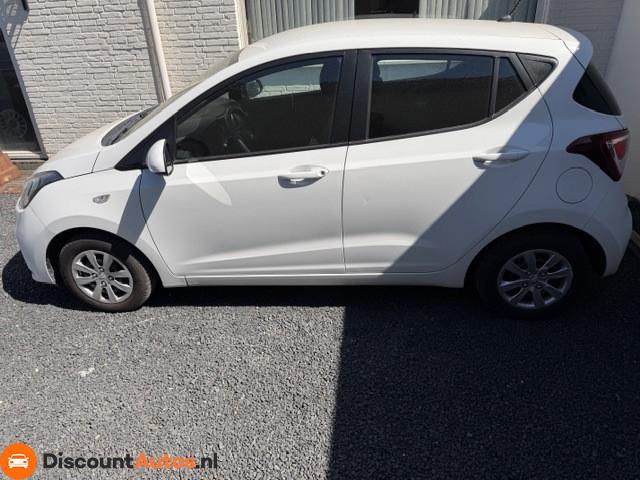 Hyundai I10 1.0i Comfort, Auto's, Hyundai, Voorwielaandrijving, Gebruikt, 4 stoelen, Wit