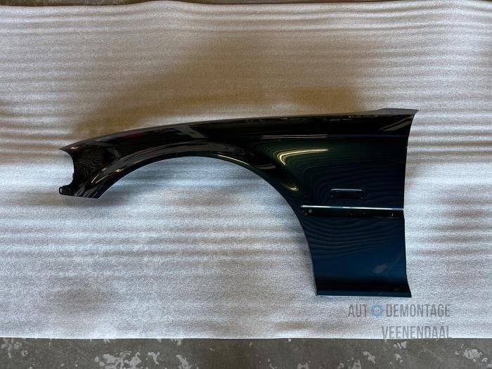 Scherm links-voor van een BMW 3-Serie (317), -, -, Nieuw, Ophalen of Verzenden