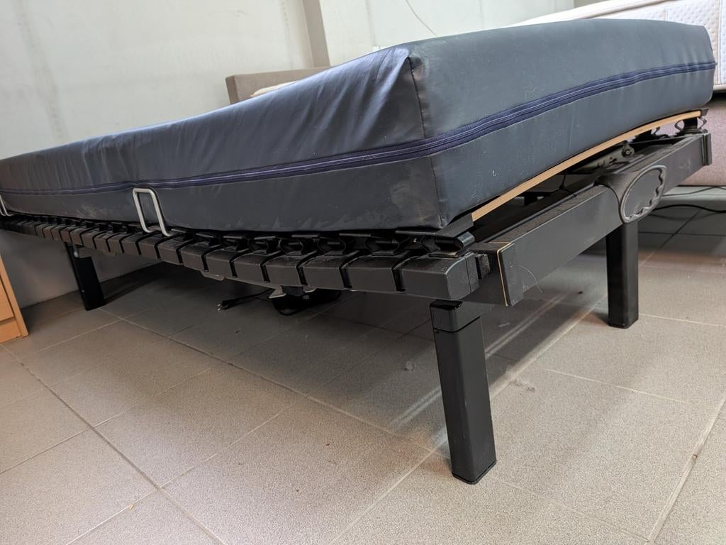 Elektrische Lattenbodem 90x200 | Verstelbaar Bed | Elektric, Ophalen, 90 cm, Eenpersoons, Nvf