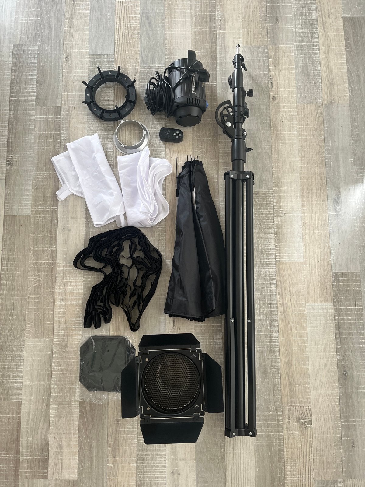 60W LED Studio Lighting Kit w/ Boom Arm & Octabox (Like New), Audio, Tv en Foto, Ophalen, Dimbaar, Bresser, Zo goed als nieuw