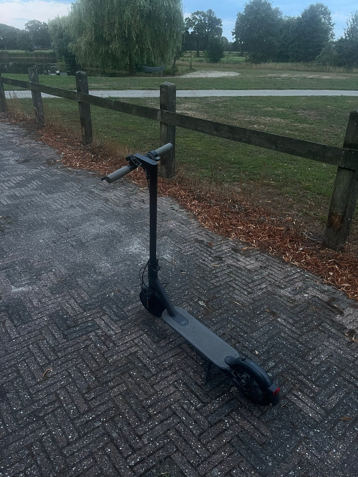 Xiaomi Mi Electric Scooter 1S - Zo goed als nieuw, Fietsen en Brommers, Steps, Ophalen of Verzenden, Zo goed als nieuw, Elektrische step (E-scooter)