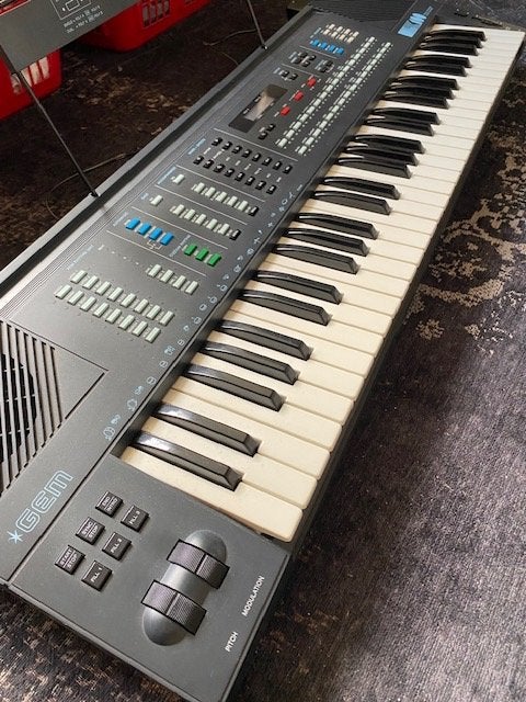 GEM Digitaal Keyboard E100 - Vintage Synthesizer, Ophalen, Midi-aansluiting, Gem, 61 toetsen