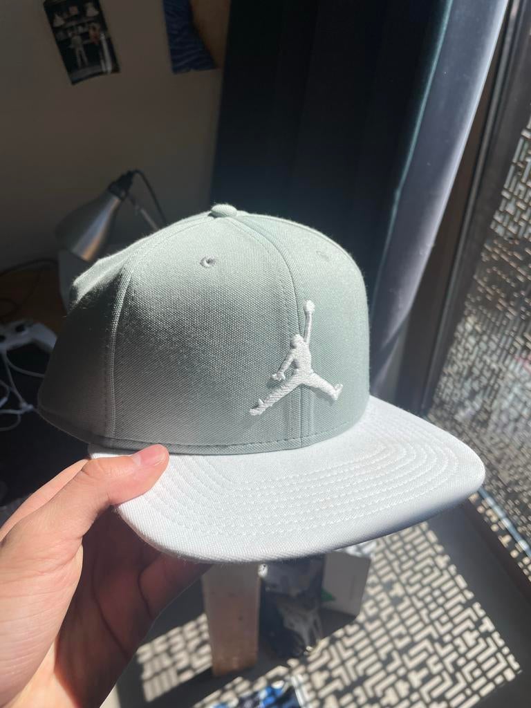 Gloednieuw Jordan Nike petje - Ongeopend en ongedragen!, Kleding | Heren, Hoeden en Petten, Ophalen of Verzenden, Nieuw, One size fits all