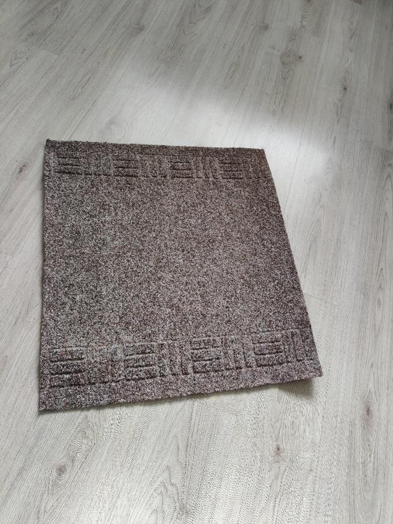 Gratis Vloermat, Ophalen, Gebruikt, 50 tot 100 cm, Bruin