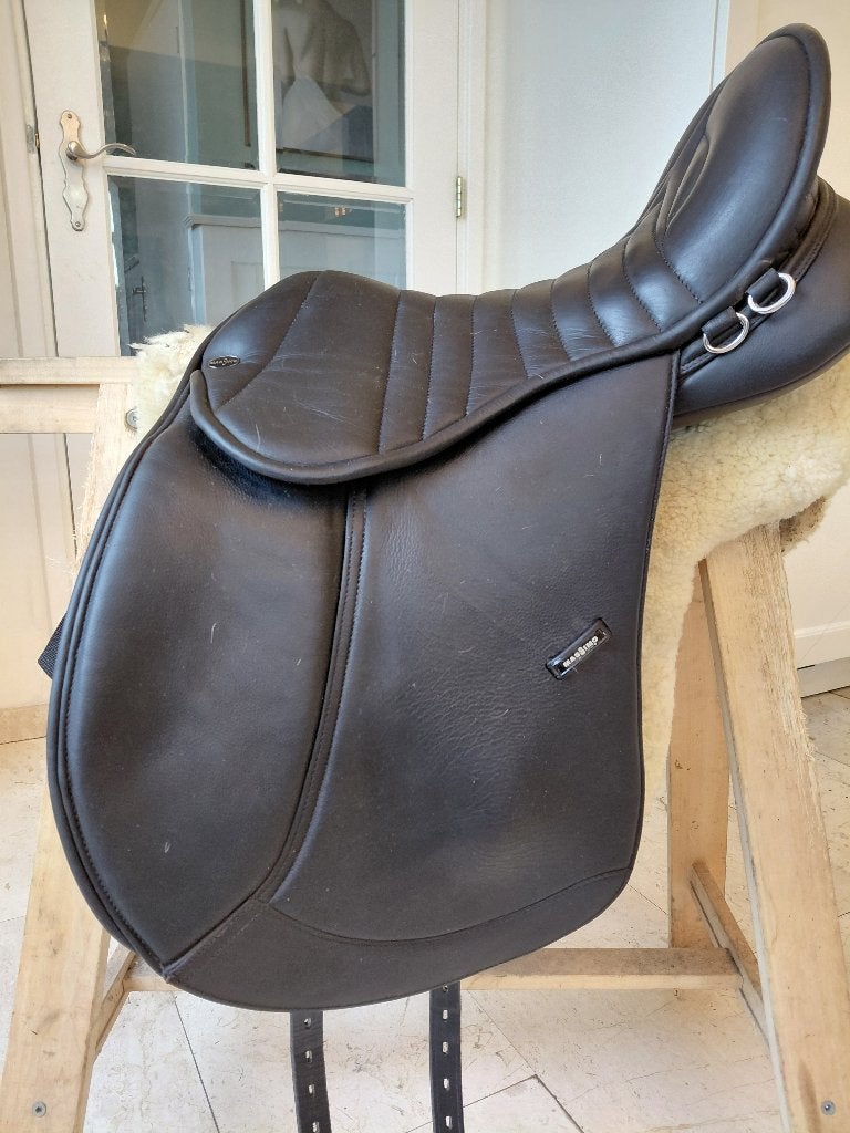 Massimo Zadel, Dieren en Toebehoren, Paarden en Pony's | Zadels, Ophalen, L (17.5 inch), Massimo, Zo goed als nieuw