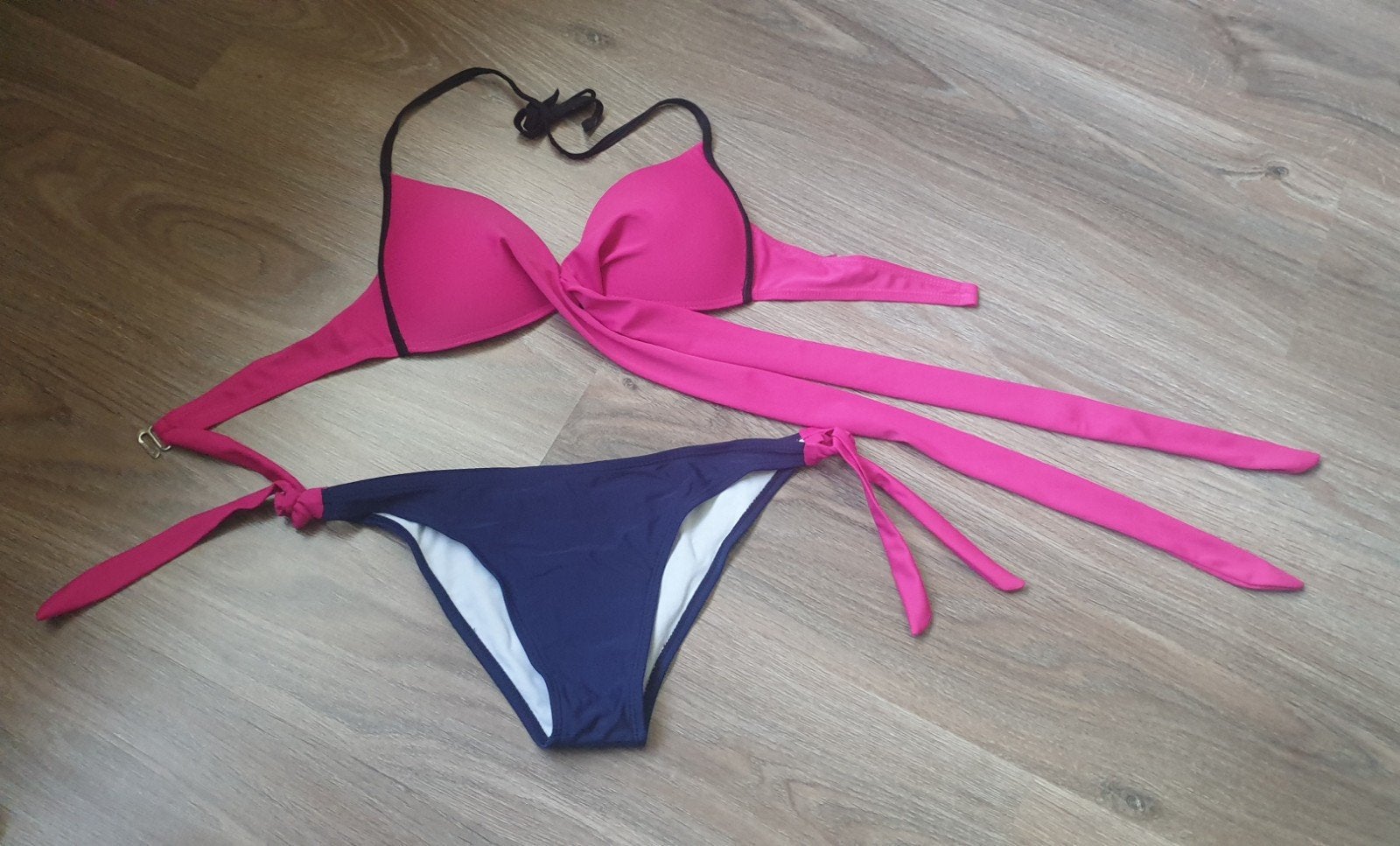 Roze en blauwe bikini set, Kleding | Dames, Badmode en Zwemkleding, Ophalen of Verzenden, Roze, Bikini, Onbekend